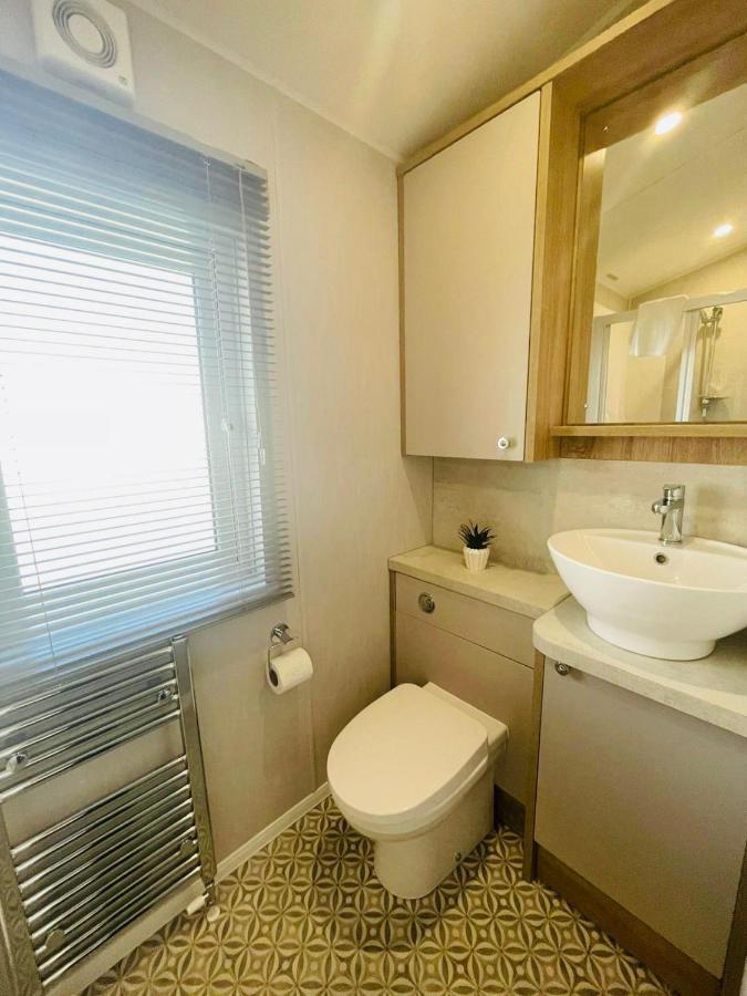 Brians Lodge With Hot Tub Pocklington Εξωτερικό φωτογραφία
